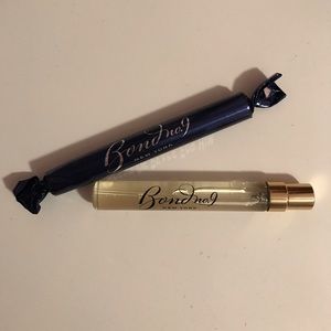 Bond No.9 Deluxe Sprays.